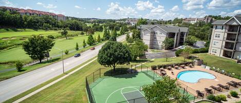 Basket Ball Court, Shuffle Board and Seasonal Outdoor Pool Access