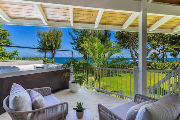 Lanai, Hot Tub with a Beachfront View