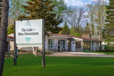 Mountain View Boutique Suite with contactless entry - The Lake at Blue Mountains
