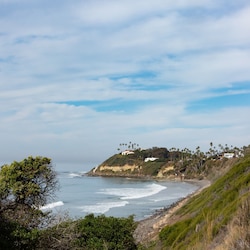 10 Minute Walk to Swamis