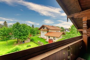 Ferienwohnung Kampenwand, 50qm, 1 Schlafzimmer, Balkon-Die Aussicht