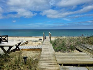 Cape Cod Bay at your finger(toe)tips!