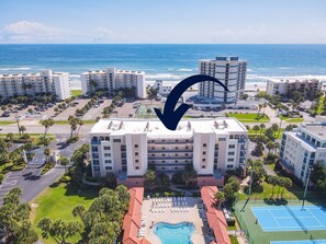 Oceanwalk building 20 offers ocean views and is located right next to the pool and amenities. It's also only a short walk to the beach access leading to the car-free beach!