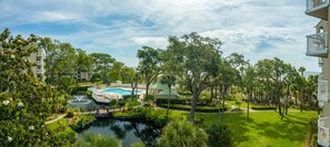 Balcony View to Pool/Ocean