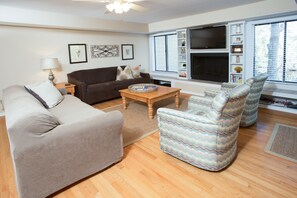Spacious living space with comfortable furnishings