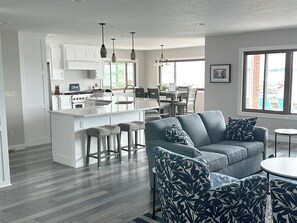 Beautifully remodeled kitchen