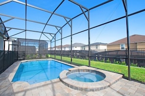 Luxurious Pool and Spa (Pool/Spa Heat & Grill Rentals Available for Additional Fee)