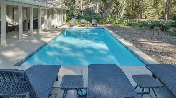 private pool oasis