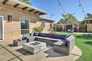 Private Courtyard | Fire Pit