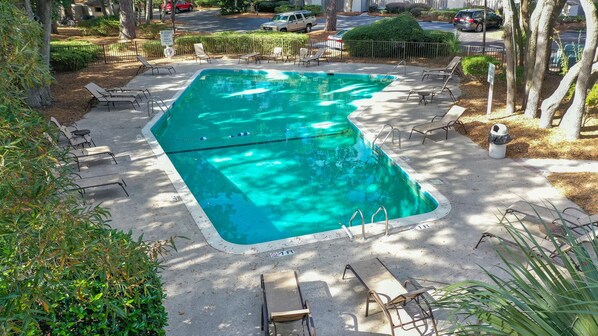 Community pool