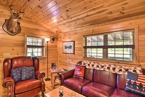 Living Room | Flat-Screen TV | Books