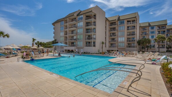 Large oceanfront community pool