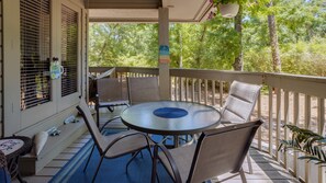 Private deck with outdoor seating