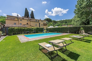 Garden, Outdoor, Pool