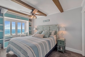 Private Master Bedroom with a King Size bed and Private Master Ensuite