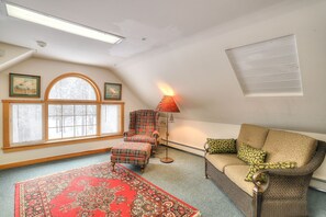Living Area by Twin Bed