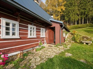 Plante, Bâtiment, Fenêtre, Feuille, Bois, Maison, Arbre, Végétation, Chalet, Lot Terre