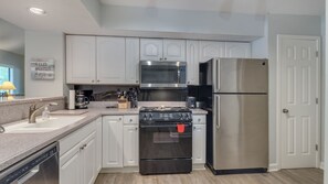 Perfect kitchen for cooking in