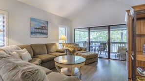 Spacious comfortable furnishing perfect for relaxation