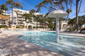 Community kid pool area