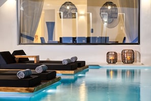 Exquisite Mykonos Villa | Villa Hephaestus I | 5 Bedroom | Infinity Pool | Outdoor Jacuzzi | Psarou