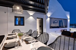 Exquisite Mykonos Villa | Villa Hephaestus I | 5 Bedroom | Infinity Pool | Outdoor Jacuzzi | Psarou