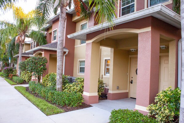Front entry to townhouse