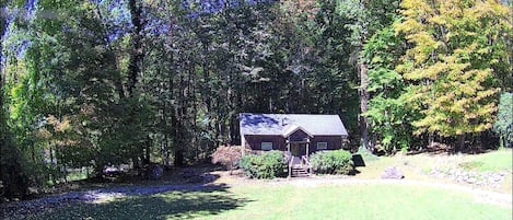 Banner Haven Creekside Cabin (1)