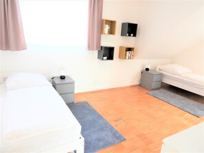 Ferienwohnung L6 - Deluxe  mit Dachterrasse, 90 qm, 2 Schlafzimmer, max. 6 Personen-Schlafzimmer