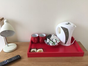 Kaffee und/oder Kaffeemaschine
