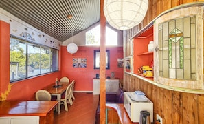 Diningroom and kitchen