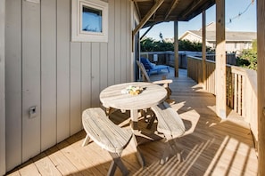 Outdoor Dining Area