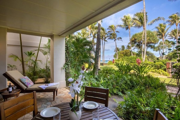 Outdoor dining