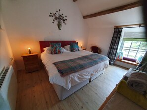 The split and link super-king bed