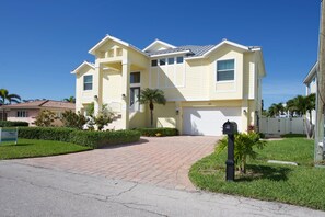 Welcome to Sandy Getaway