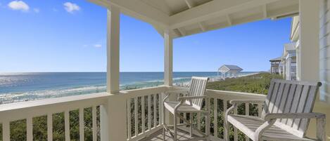 SOUTHERN EXPOSURE BEACHFRONT IN SEASIDE, FL!