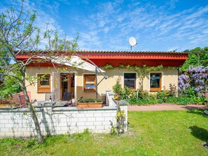 Ferienbungalow im Grünen