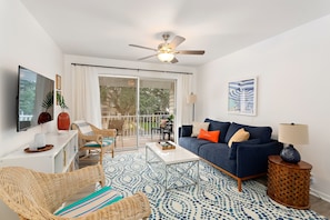 Ocean Walk W4 - Living Space