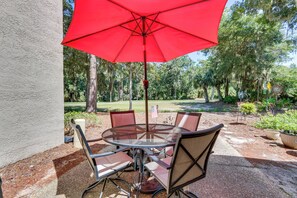 Furnished Patio | Outdoor Dining | Gas Grill | Golf Course Views