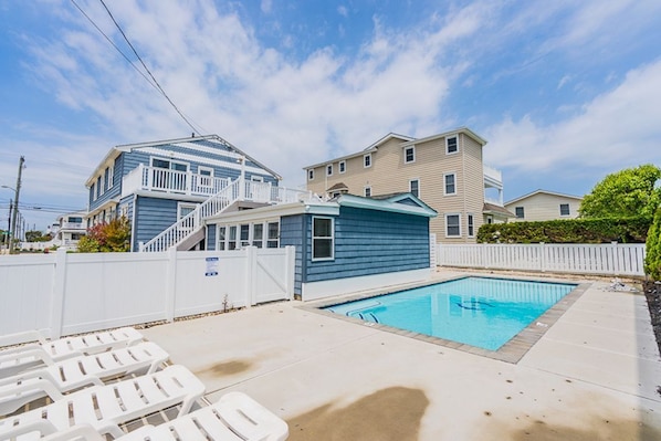 Shared Outdoor Heated Pool