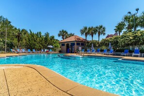 Enjoy the convenience of 40 second walk back to the condo to grab a snack or beverage for the Pool!