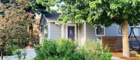 Adorable cottage with fenced in back yard close to downtown Main Street in Littleton