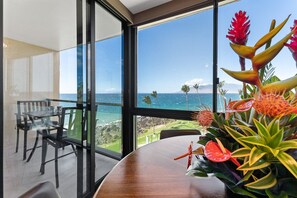 Ocean views from indoors and out!