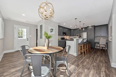 *Luxury Condo In Downtown Frederick Condo*