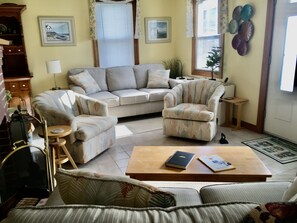Livingroom has large TV