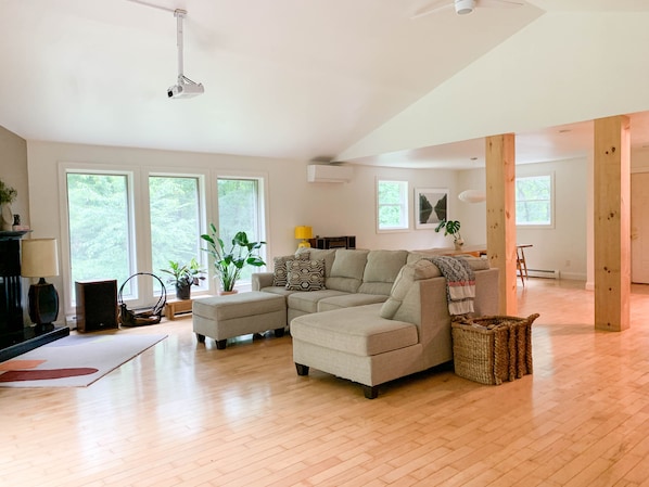 Main floor with living, dining room and kitchen.