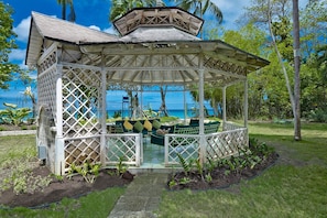 Spacious gazebo