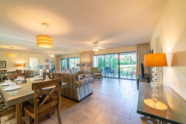 Welcome to Vitamin Sea, Edgewater Villa 3001 in beautiful Panama City Beach, Florida