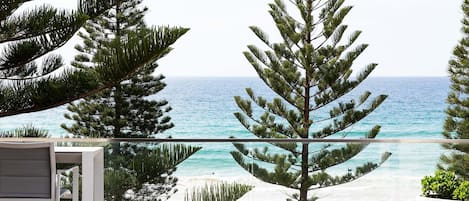 Bar table overlooking the surfers and beach front action