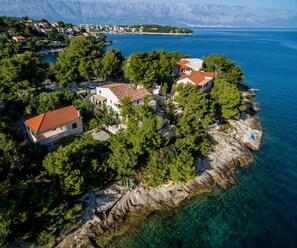 Panoramic view of a Croatia luxury villa for rent on the island of Brač, in the town of Sumartin